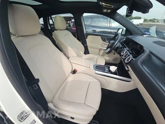 2025 Mercedes-Benz GLA 250 - miniatura 8