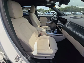 2025 Mercedes-Benz GLA 250 - miniatura 14
