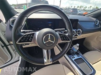 2025 Mercedes-Benz GLA 250 - miniatura 16