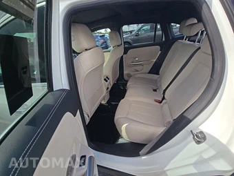 2025 Mercedes-Benz GLA 250 - miniatura 19