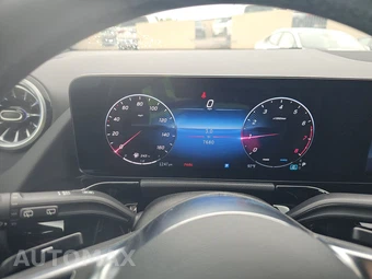 2025 Mercedes-Benz GLA 250 – miniatura 12