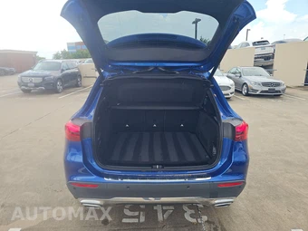 2025 Mercedes-Benz GLA 250 – miniatura 16