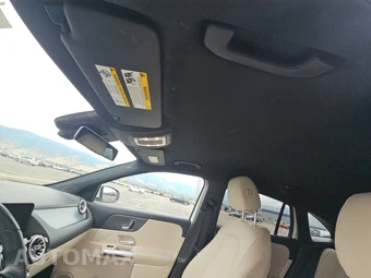 2025 Mercedes-Benz GLA 250 - miniatura 14