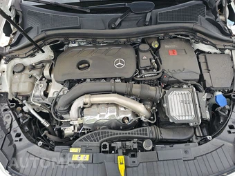 2025 Mercedes-Benz GLA 250 - miniatura 16