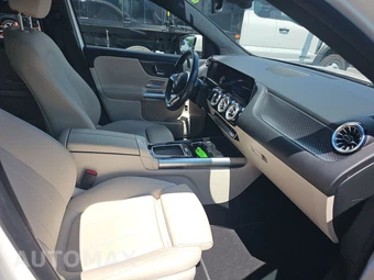 2025 Mercedes-Benz GLA 250 - miniatura 14