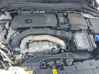 2025 Mercedes-Benz GLA 250 - miniatura 22