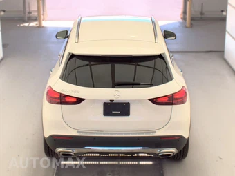 2025 Mercedes-Benz GLA 250 - miniatura 6