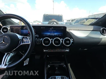2025 Mercedes-Benz GLA 250 - miniatura 11