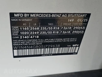 2025 Mercedes-Benz GLA 250 - miniatura 15