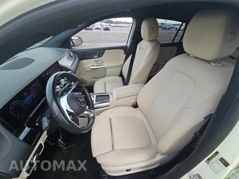 2025 Mercedes-Benz GLA 250 - miniatura 7