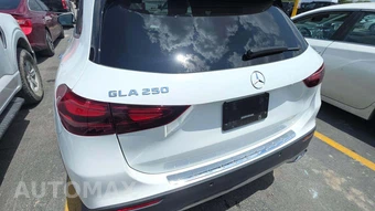 2025 Mercedes-Benz GLA 250 - miniatura 23