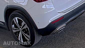 2025 Mercedes-Benz GLA 250 - miniatura 10