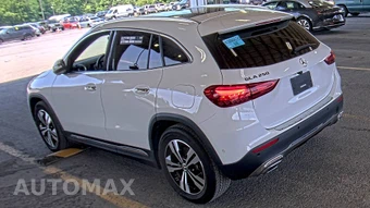 2025 Mercedes-Benz GLA 250 - miniatura 6