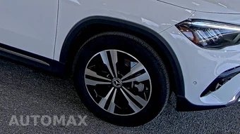 2025 Mercedes-Benz GLA 250 - miniatura 8