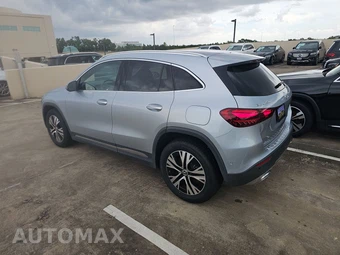 2025 Mercedes-Benz GLA 250 – miniatura 6