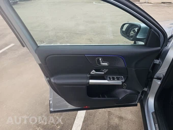 2025 Mercedes-Benz GLA 250 – miniatura 9