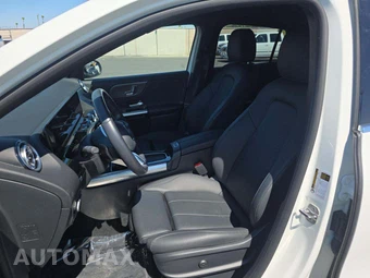 2025 Mercedes-Benz GLA 250 - miniatura 3