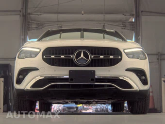 2025 Mercedes-Benz GLA 250 - miniatura 3