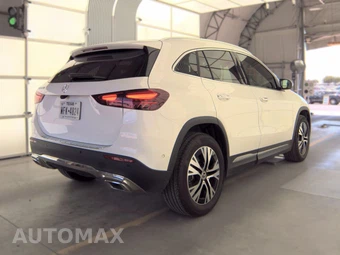 2025 Mercedes-Benz GLA 250 - miniatura 5