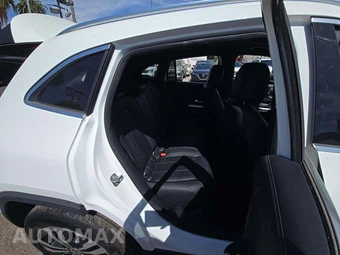 2025 Mercedes-Benz GLA 250 - miniatura 16