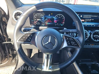 2025 Mercedes-Benz GLA 250 - miniatura 10