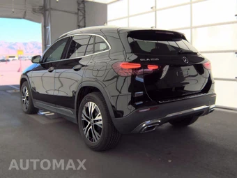 2025 Mercedes-Benz GLA 250 - miniatura 6
