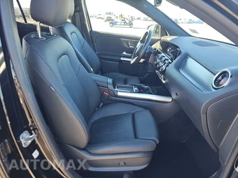 2025 Mercedes-Benz GLA 250 - miniatura 8