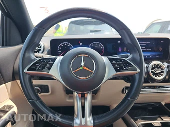 2025 Mercedes-Benz GLA 250 - miniatura 16