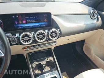 2025 Mercedes-Benz GLA 250 - miniatura 17