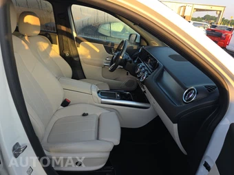 2025 Mercedes-Benz GLA 250 - miniatura 14