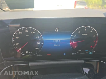 2025 Mercedes-Benz GLA 250 - miniatura 12