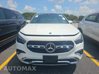 2025 Mercedes-Benz GLA 250 - miniatura 2