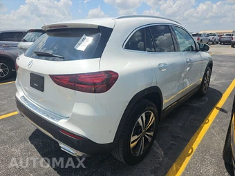 2025 Mercedes-Benz GLA 250 - miniatura 4