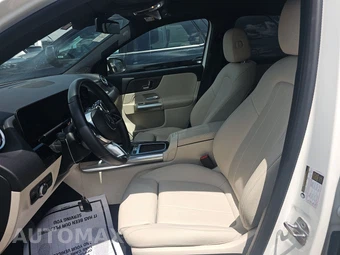 2025 Mercedes-Benz GLA 250 - miniatura 7