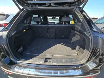 2025 Mercedes-Benz GLA 250 - miniatura 17
