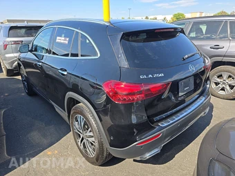 2025 Mercedes-Benz GLA 250 - miniatura 6