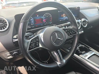 2025 Mercedes-Benz GLA 250 - miniatura 16