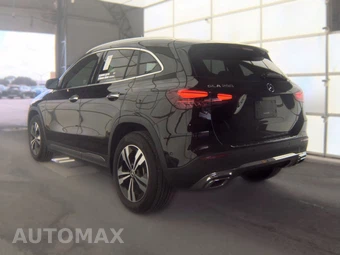 2025 Mercedes-Benz GLA 250 - miniatura 8
