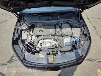 2025 Mercedes-Benz GLA 250 - miniatura 6