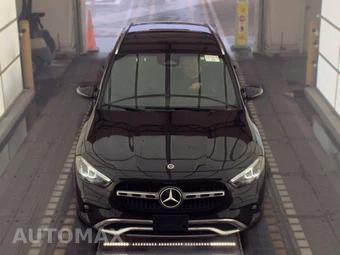2025 Mercedes-Benz GLA 250 - miniatura 2