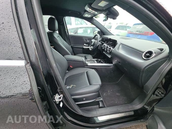2025 Mercedes-Benz GLA 250 - miniatura 8