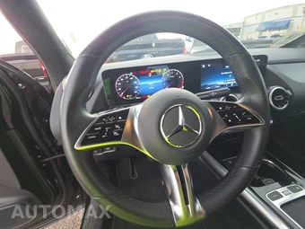 2025 Mercedes-Benz GLA 250 - miniatura 10