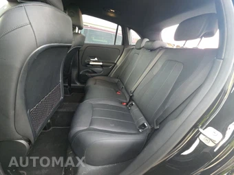 2025 Mercedes-Benz GLA 250 - miniatura 13