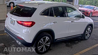 2025 Mercedes-Benz GLA 250 - miniatura 4