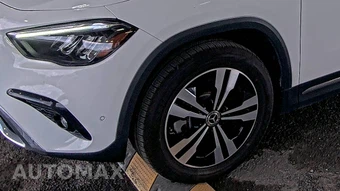 2025 Mercedes-Benz GLA 250 - miniatura 7