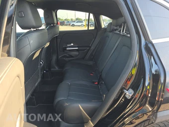 2025 Mercedes-Benz GLA 250 - miniatura 13