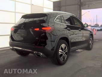 2025 Mercedes-Benz GLA 250 - miniatura 4