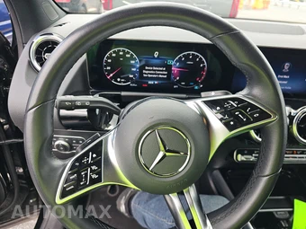 2025 Mercedes-Benz GLA 250 - miniatura 16