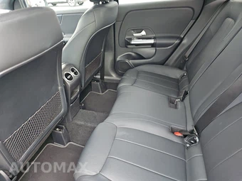 2025 Mercedes-Benz GLA 250 - miniatura 19