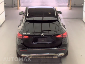 2025 Mercedes-Benz GLA 250 - miniatura 6